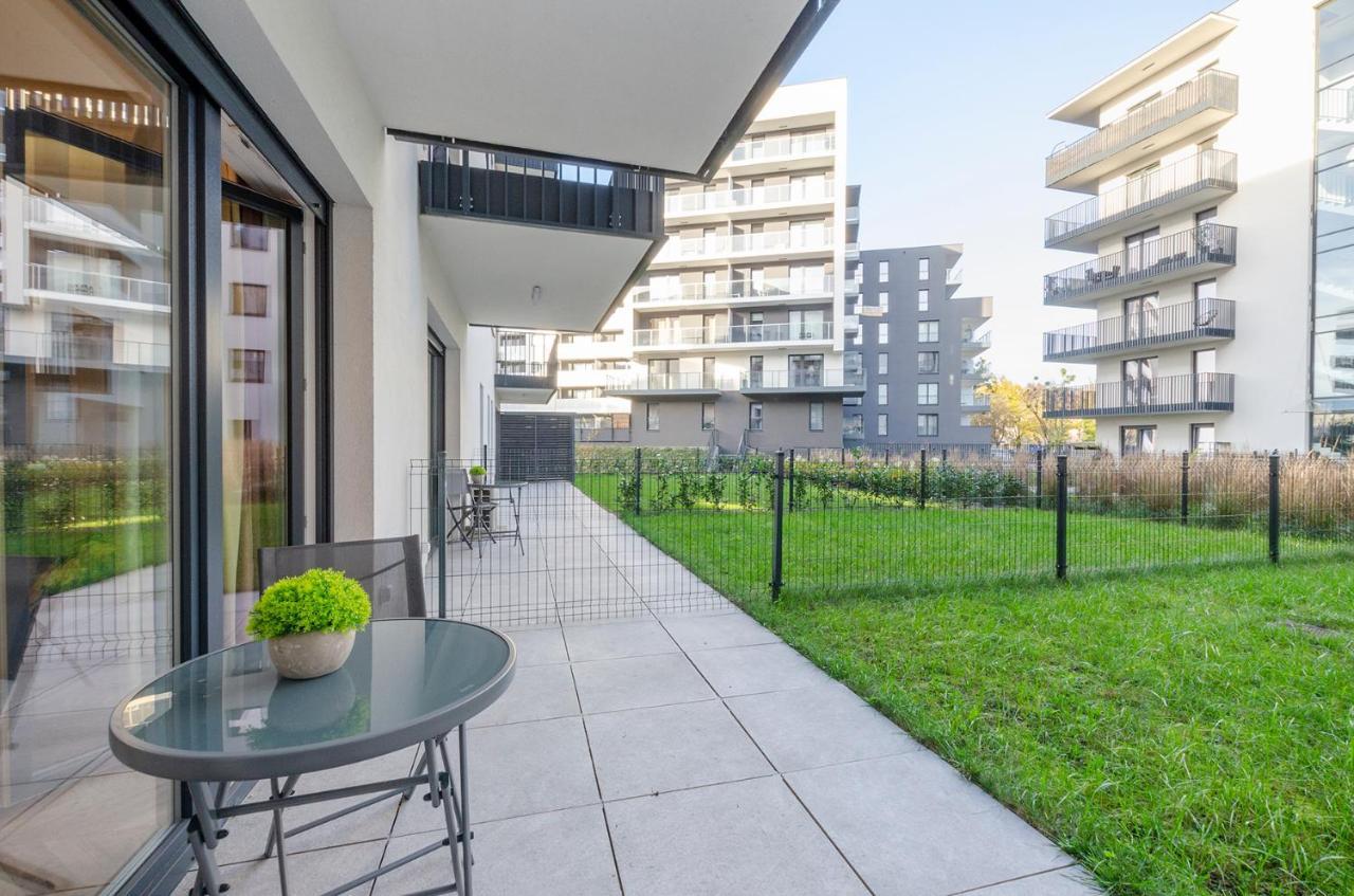 Sky Home- Rose Apartament -Manufaktura, Bezplatny Parking, Klima, Dostep Na Kod Łódź Extérieur photo